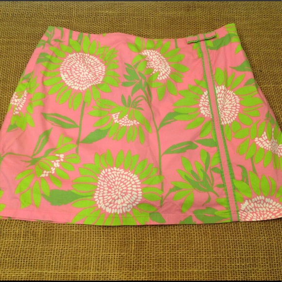 Lilly Pulitzer Skort - Picture 1 of 5